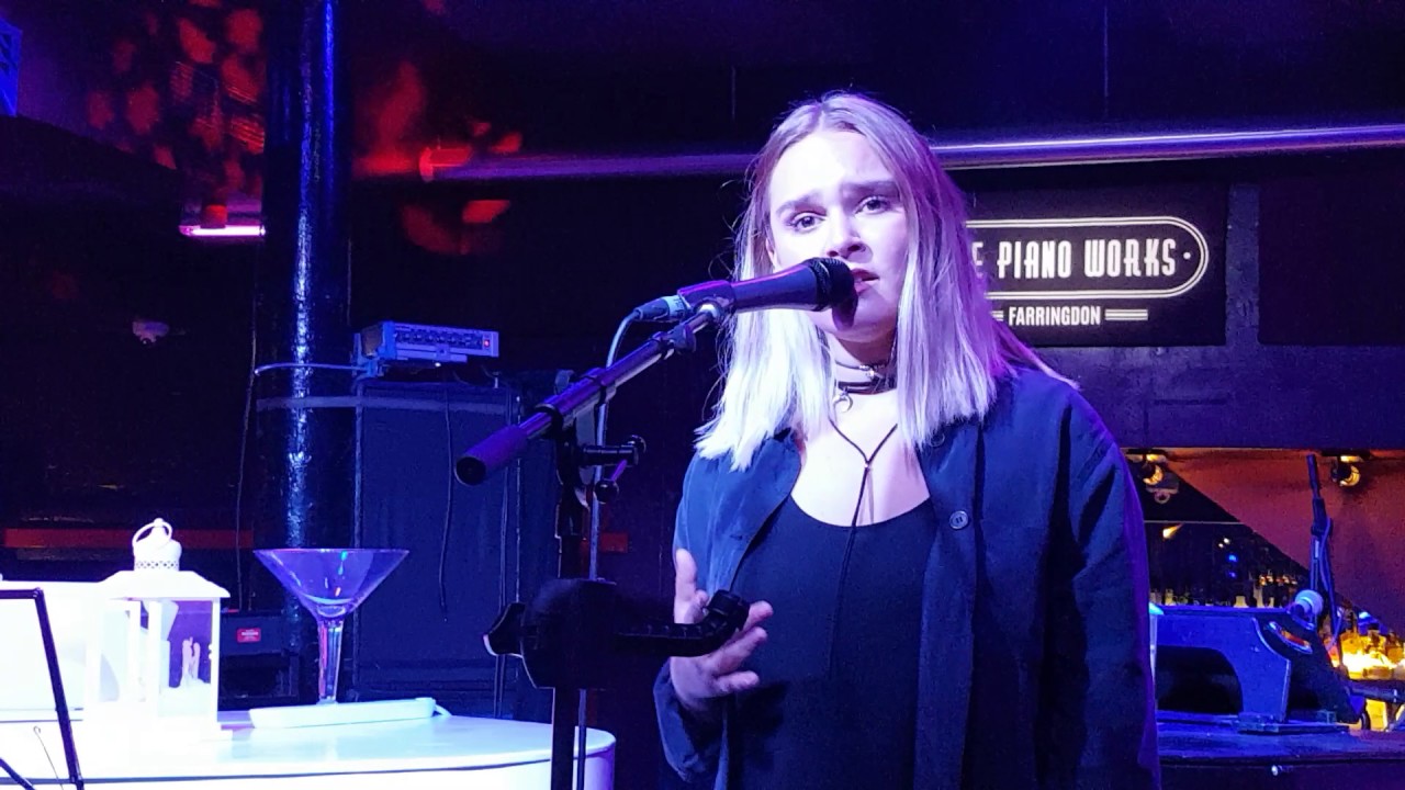 Angelina Kalke – LIVE at the Songwriting Academy JULY Showcase Night at the PIANOWORKS LONDON