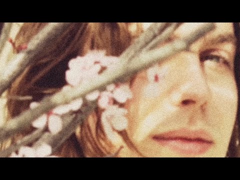 Willow Robinson – Spring (Official Video)