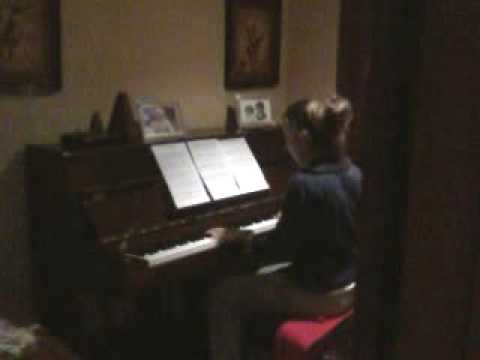 river flows in you by isabel guereñu(spanish girl)