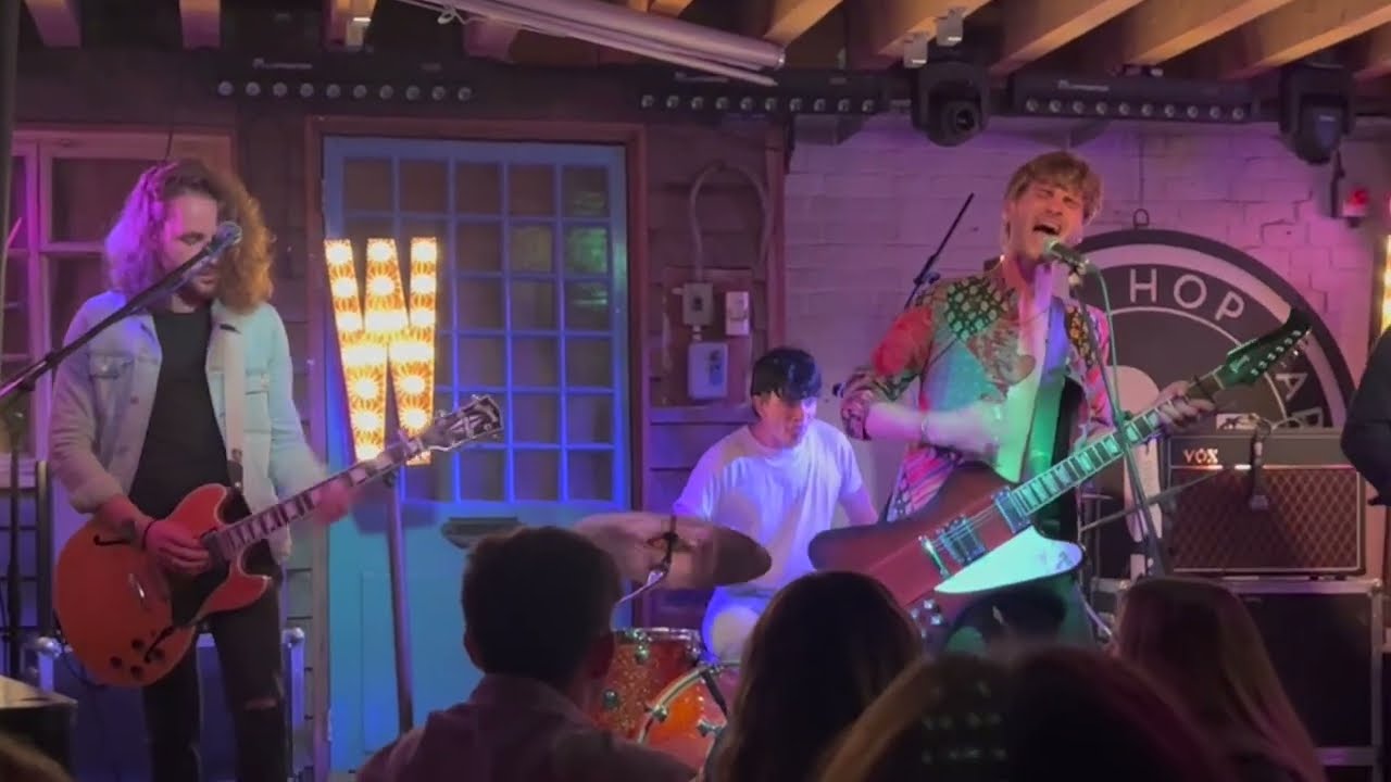 Two Weeks In Nashville perform new song Just Another Day (HopYard Sessions, Forest Row)