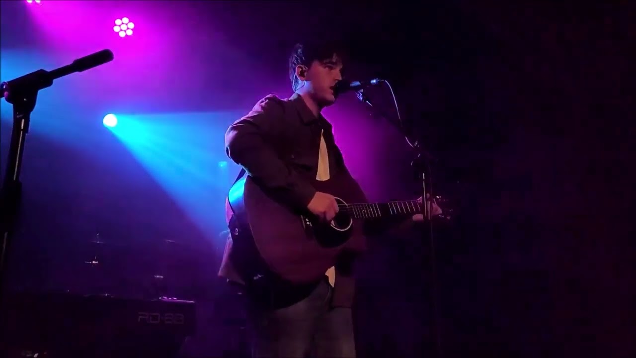Ewan Mainwood – Everyone Hurts @ Omeara, London 21/10/22